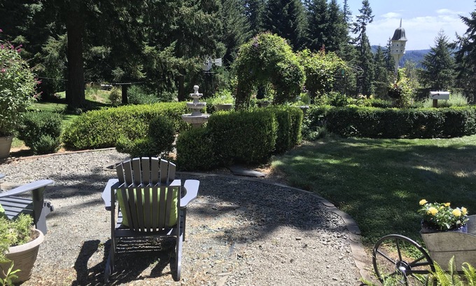 Cottage Grove House | Perfect Venue for Weddings, Events & Family Gatherings