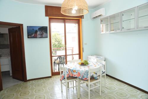 Lido di Campomarino Apartment | Week end 29