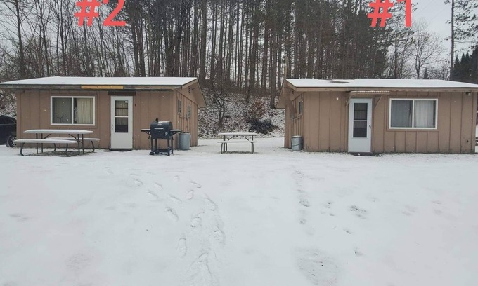 Luther Cabin | Family-Friendly Weekend Cabin Rental with Kitchen Amenities