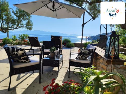 Cove Donja Krusica (Donje selo) House | Exclusive Weekend House with Ocean View & Pet-Friendly Amenities
