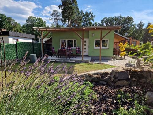 Groß Lindow House | Weißenspring: Pet-Friendly Hotel with Oceanfront Views