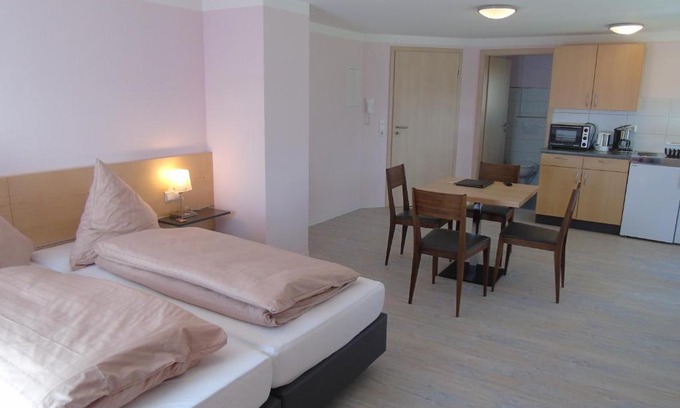 Bretzfeld House | Family-Friendly Wein-Appartements Borth with Restaurant