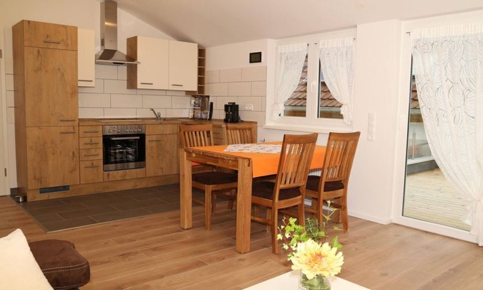 Neustadt-Hambach Apartment | Weinhaus Kruppenbacher - apartment, shower, WC, non-smoking
