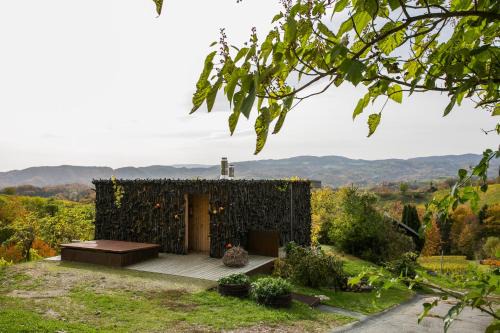 Ehrenhausen an der Weinstraße House | Weingarthaus: Pet-Friendly Retreat with a 10/10 Review Score