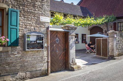Dettelbach Apartment | Family-Friendly Escape at Weingut Knauer with Great Reviews