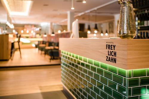 Freyburg Hotel | Discover Weinhotel Freylich Zahn: 4-Star Comfort & Dining