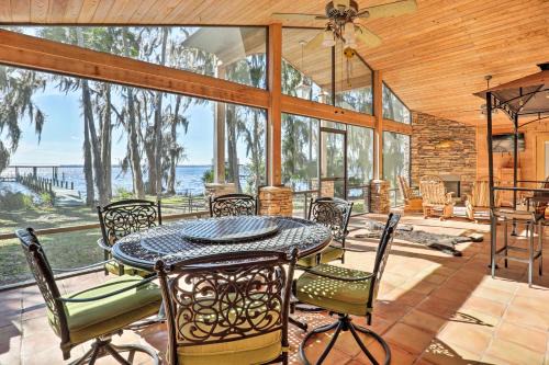 Welaka House | Unforgettable Welaka House with Private Dock on St Johns River
