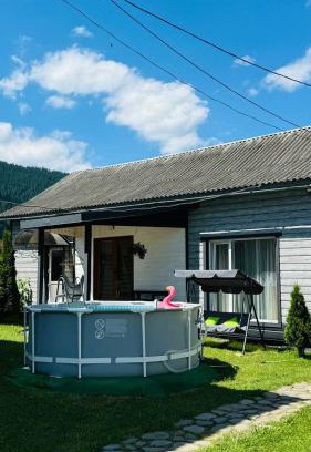 Verkhovyna Hotel | Experience Welcom Verkhovyna: Family-Friendly with Pool