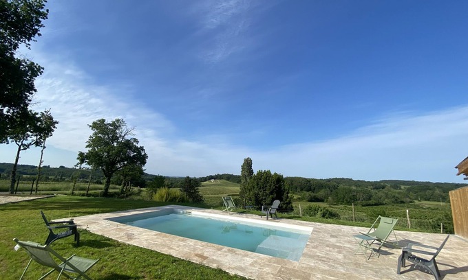 Gardegan-et-Tourtirac House | Discover "Chai We": Renovated Retreat Near Saint Emilion