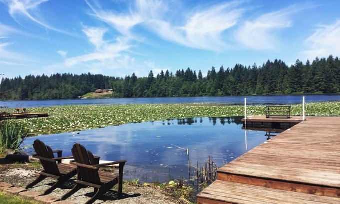 Eatonville House | Create Lasting Lakeside Memories at Lake Tanwax Hotel