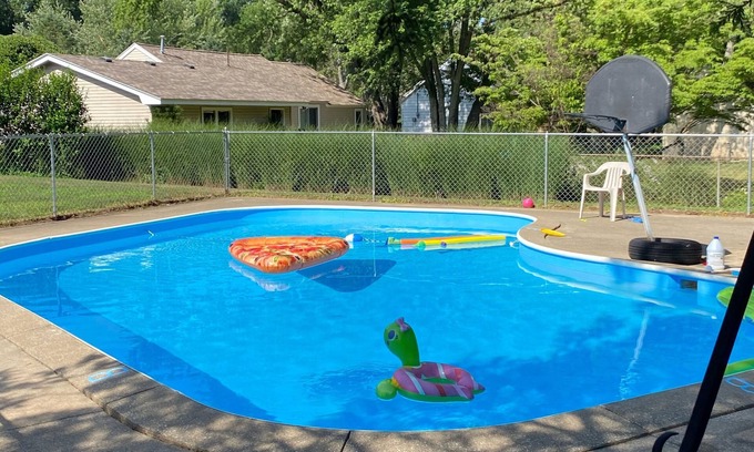 Holland House | Discover Your Retreat with Pool Near Lake Michigan Beaches