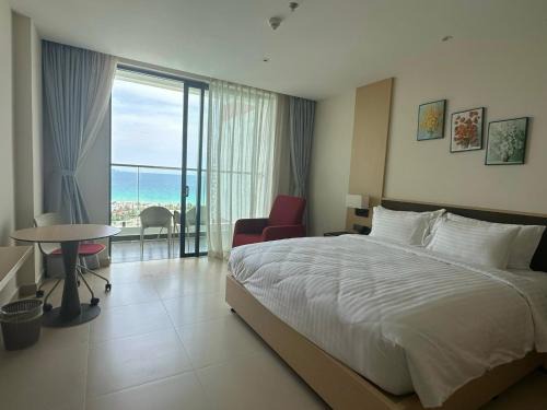 Cam Ranh Hotel | Discover The Arena Beach: Oceanfront Paradise Awaits