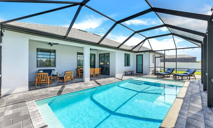 Mariner House | Unforgettable Stays at Bellamy's Cove with Ocean Views
