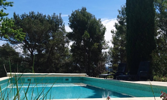 Cadenet Villa | Discover Cadenet: A Gem in Provence’s Luberon Region