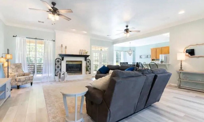Stillwater House | Explore Cowboy Chateau: Newly Renovated with Family Amenities