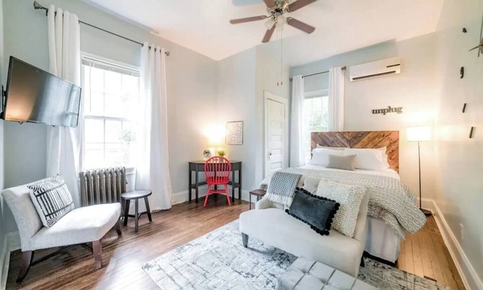Daniels Hill Cottage | Cozy Cottage: Relax, Explore & Enjoy Family-Friendly Comfort