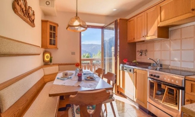 Carano Apartment | Discover Dolomiti's Paradise: Pet-Friendly Ocean Retreat