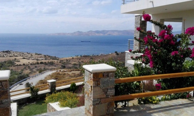 Karystos Apartment | Discover Karystos View: Spa Amenities & Delicious Breakfast