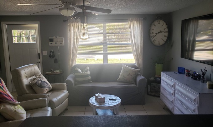 Osprey Village House | Discover Lime on Green: Oceanfront Oasis with Car Rental