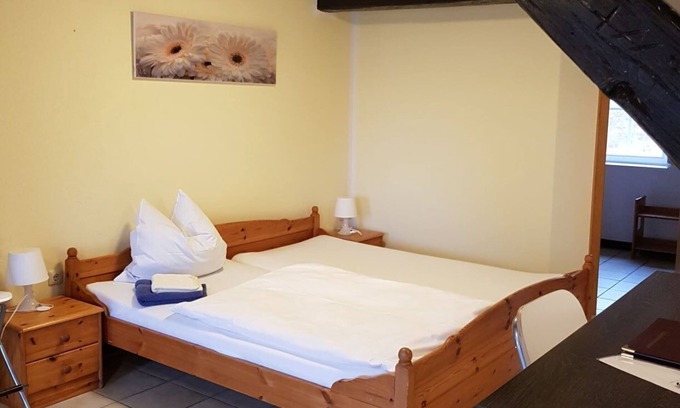 Iphofen Apartment | Discover Comfort at Apartment "Schwanberg" with Breakfast