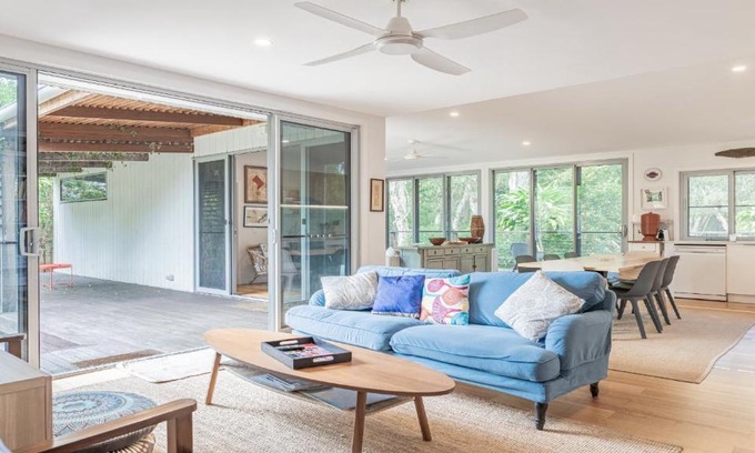 Ocean Shores House | Welcome To Paperbark