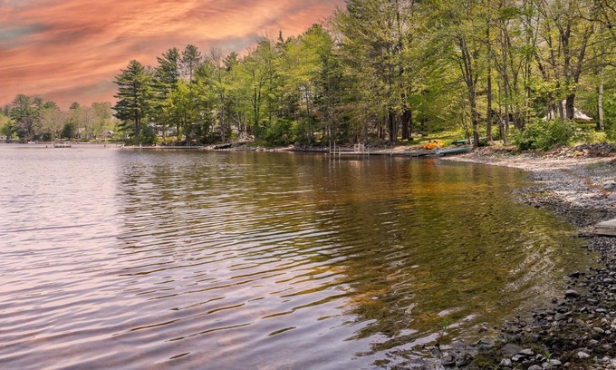 Eddington Cottage | Welcome to Park Place! Renovated lakeside cottage, short drive to Acadia!