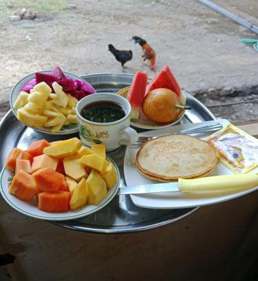 Riung House | Discover Mentos Homestay: Child-Friendly & Breakfast Included