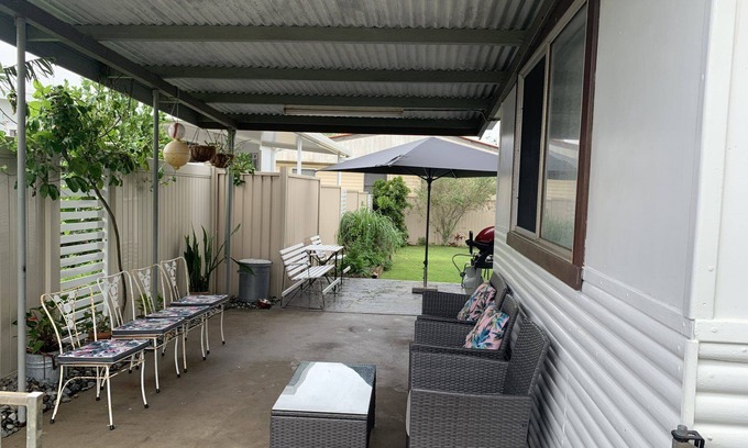 Evans Head House | Pet-Friendly River Elm Cottage – Rated 10/10 by Guests