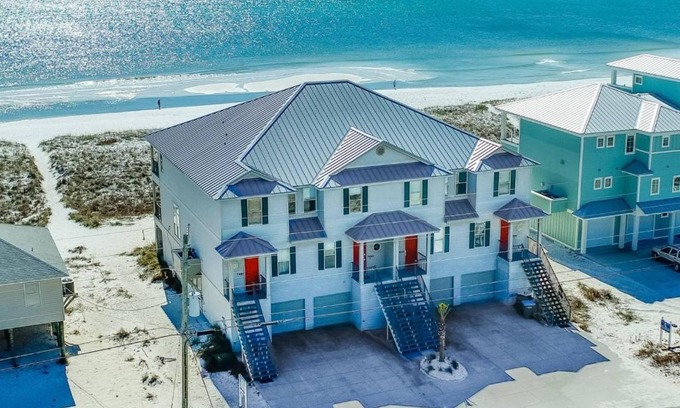 Navarre Beach House | Experience the Magic at Shellendipity - Family Friendly Retreat