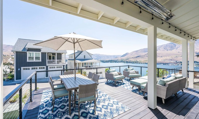 Chelan House | Experience Lake Chelan at The Lookout with Top Amenities
