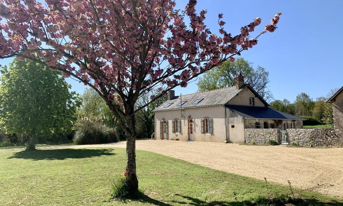 Becon-les-Granits Other | Discover Tranquility at the Farm - Rated 9.6/10 for Comfort