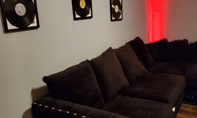 Belmont House | Discover the DJ Booth: A Unique Stay with Kitchen Access