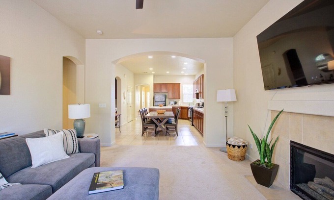 Merced House | Discover The Merced Hub: Your Gateway to Yosemite Awaits