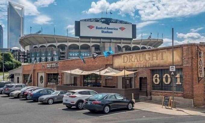 Third Ward Condo | Discover the Panther's Den: Pet-Friendly & Wheelchair Accessible