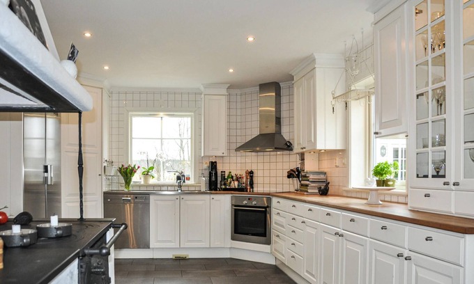 Karlstad House | Discover a Cozy Retreat by Lake Vänern Near Karlstad