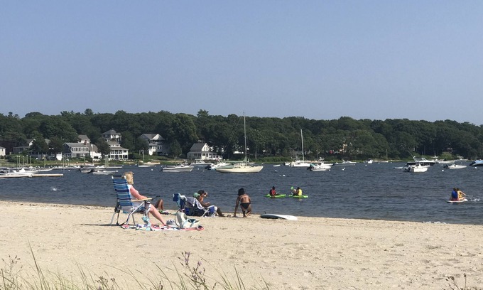 Pocasset House | Discover Your Ideal Cape Cod Escape with Oceanfront Views