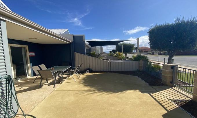 Jurien Bay Villa | Discover Unit 36 Seafront Estate: Pool & Ocean Views Await