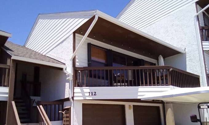 Navarre House | Discover Your Ultimate Island Getaway with Oceanfront Bliss