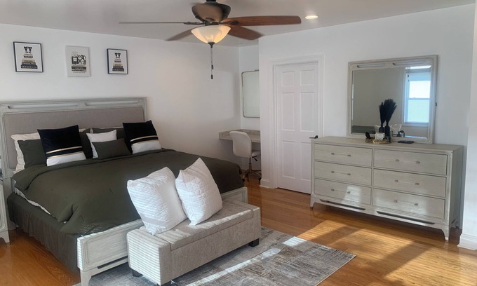 Eastside House | Welcome Traveling Nurses and Family’s to my3 bedroom 2 bathroom cozy home