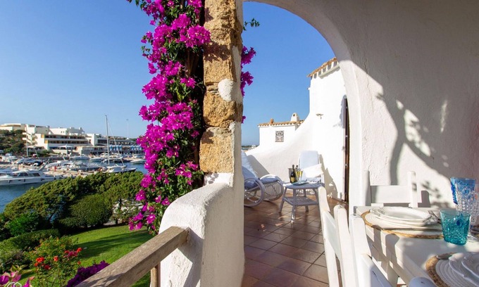 Porto Cervo Apartment | Welcomely - Porto Cervo with Breakfast & Family Amenities