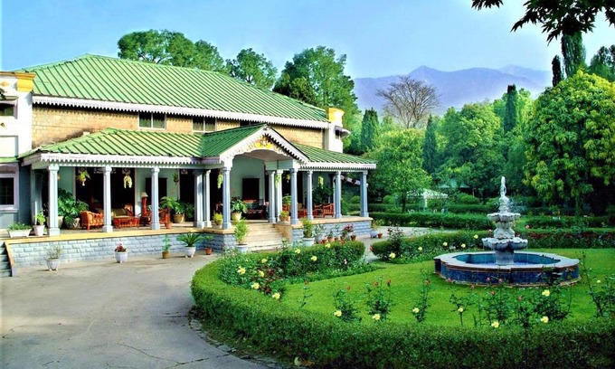 Gunehr Hotel | WelcomHeritage Taragarh Palace: A Family-Friendly Retreat