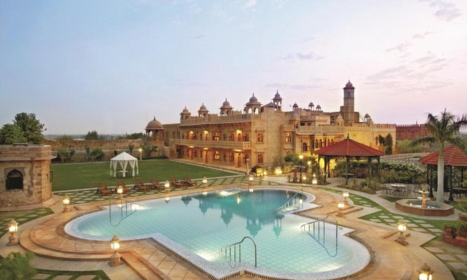 Khimsar Hotel | Discover Welcomhotel by ITC: Spa & Pool Retreat in Khimsar