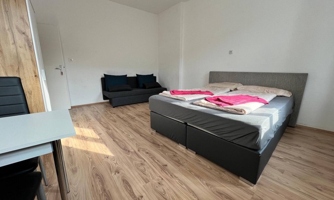 Erdberg Apartment | Cozy 4BR Shared Apartment in Prime Location