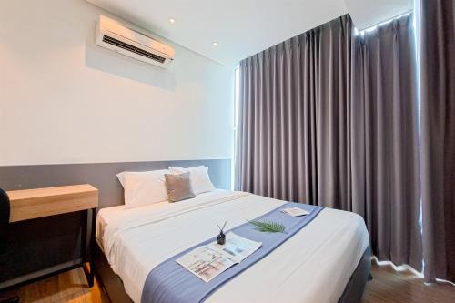 Tangerang Apartment | Modern 2BR Apartment at Brooklyn Alam Sutera By Travelio