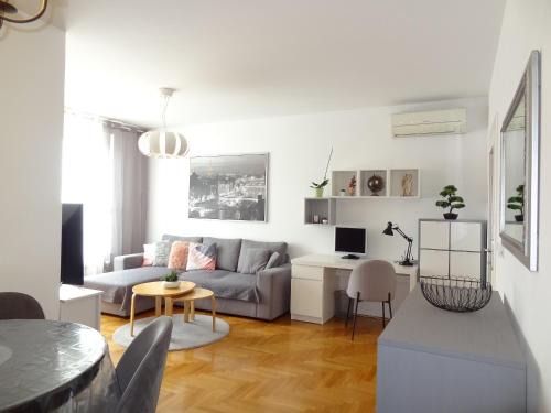 Zagreb Apartment | Top-Rated Apartment with Free Parking for Families