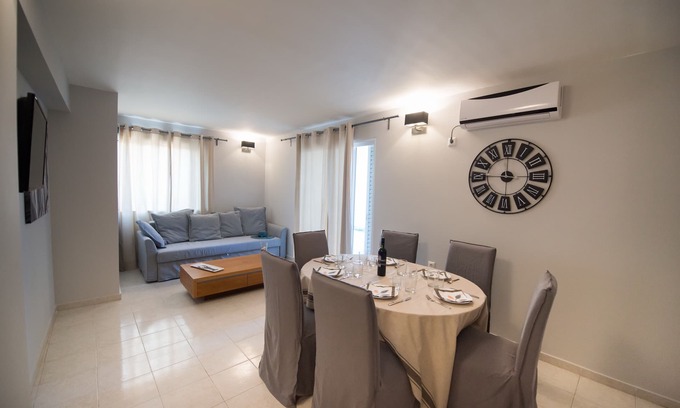 Kariotai Apartment | Prime 2BR Apartment with Pool Access in Lefkada
