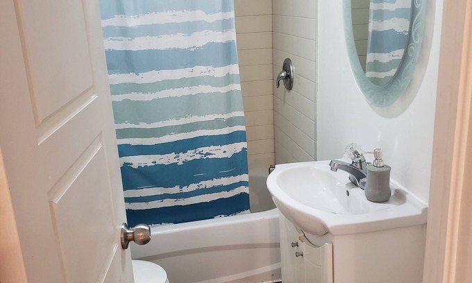 Fabreville Apartment | Conveniently Located Family-Friendly Apartment Arthur Sauve