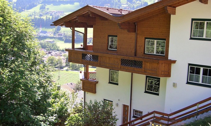 Hainzenberg Apartment | Serene Apartment with Ocean View & Top-Rated Comfort