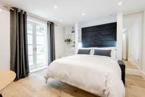 Kensington Apartment | Prime Location Studio Flat – Rated 9.5/10 by Guests