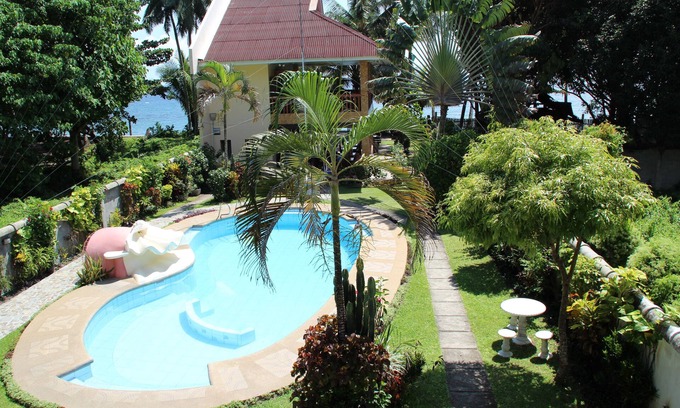 Zamboanguita Resort | Prime Location at Wellbeach Dive Resort: Top-Rated Amenities